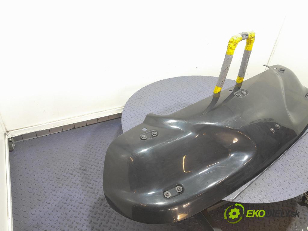 Renault Midlum 2011 spoiler