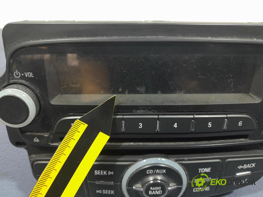 Chevrolet Aveo 2013 Radio I Navigace: 557799431