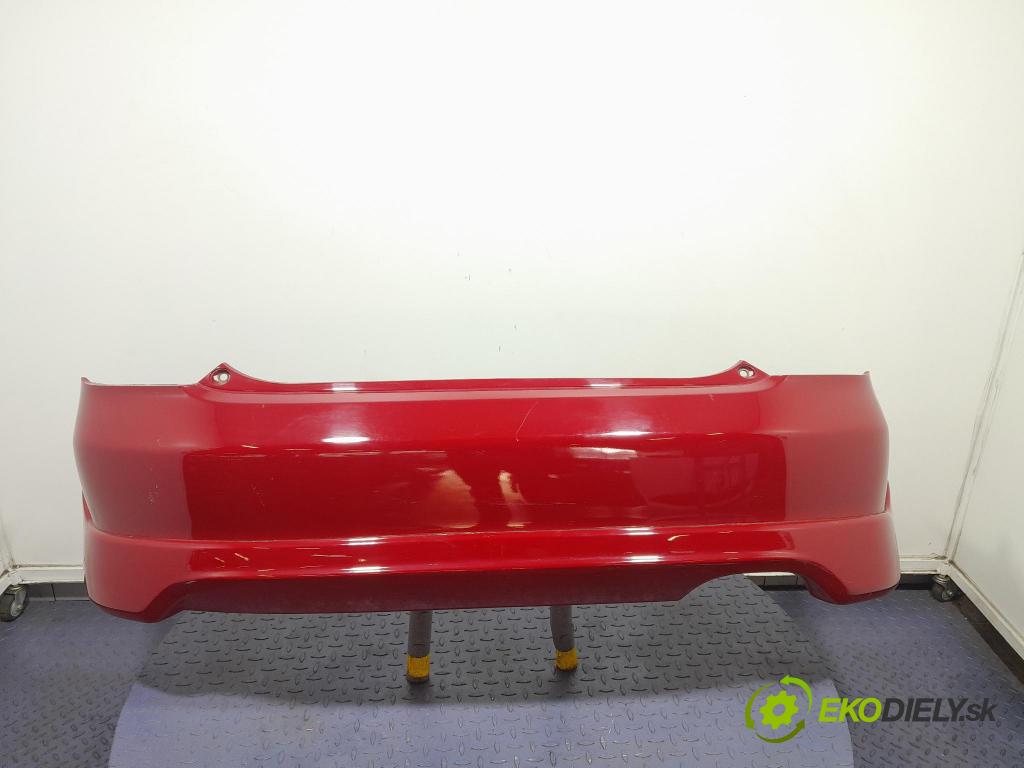 Honda Civic 2004 nárazník Zad:
