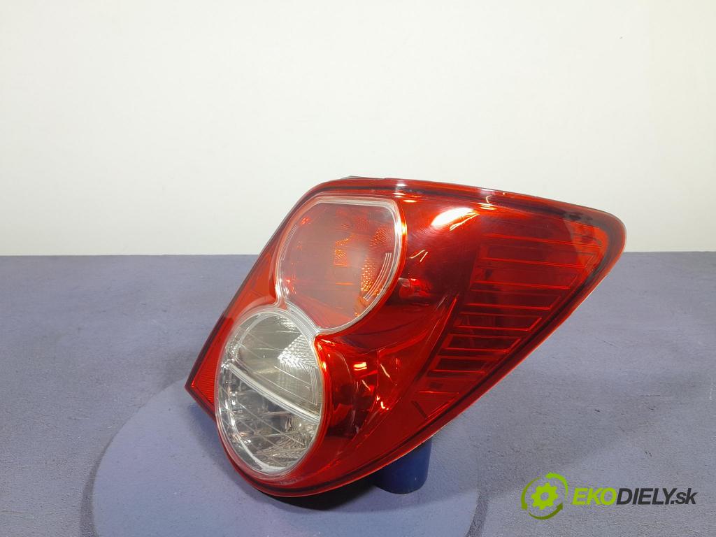 Chevrolet Aveo 2013 svetlo / reflektor zad Prava: Vonkajsia:
