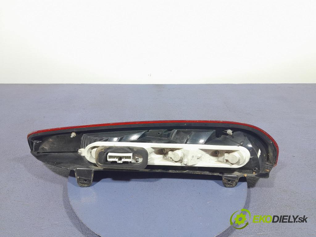 Ford Focus 2010 svetlo / reflektor zad ľavá Vonkajsia: 8M51-13405-C
