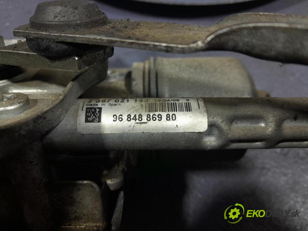 Peugeot 3008 2009 mechanizmus motor: Stierače: Predné 9684886980