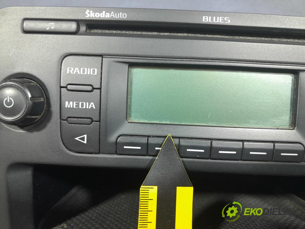 Skoda Roomster 2013 Radio I Navigácia: 5J0035152A