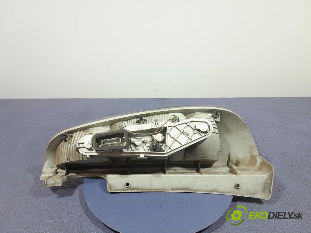 Skoda Roomster 2013 svetlo / reflektor zad ľavá Vonkajsia: 5J7945095