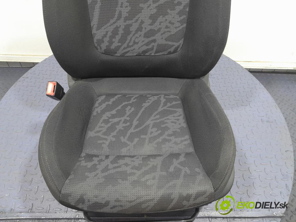 Peugeot 3008 2009 Sedačka Ovládače: