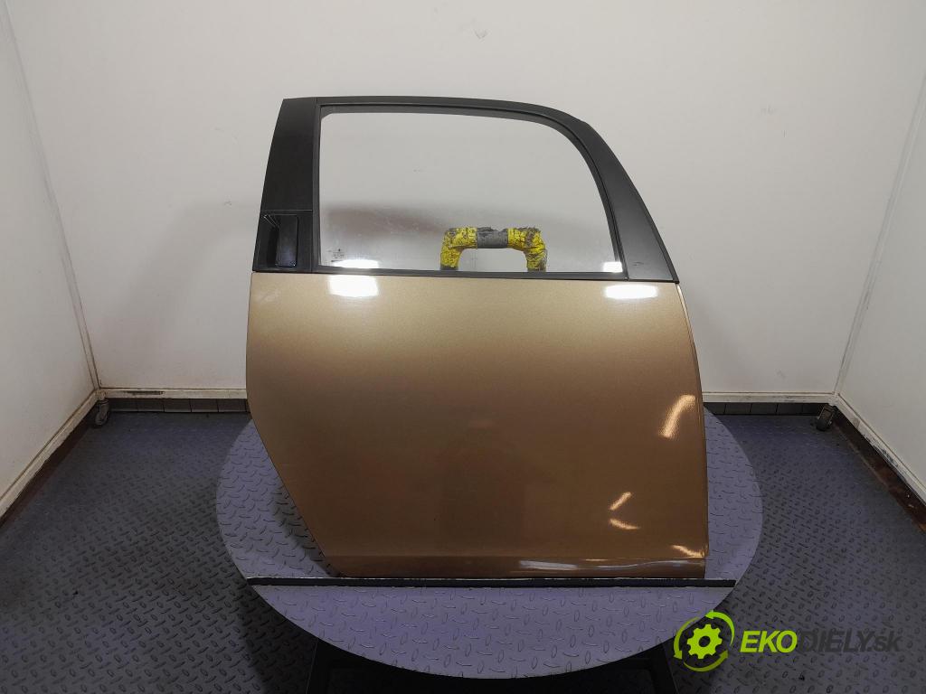 Skoda Roomster 2013 dvere zad pravé