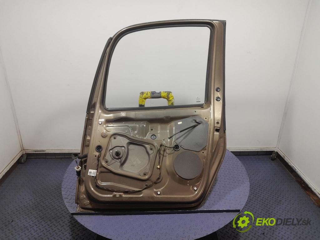 Skoda Roomster 2013 dvere zad pravé 