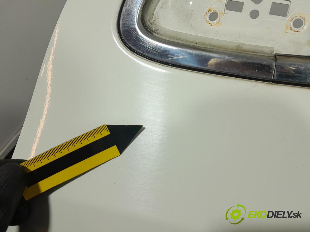 Hyundai Ix55 2011 dvere Predné Vľavo: