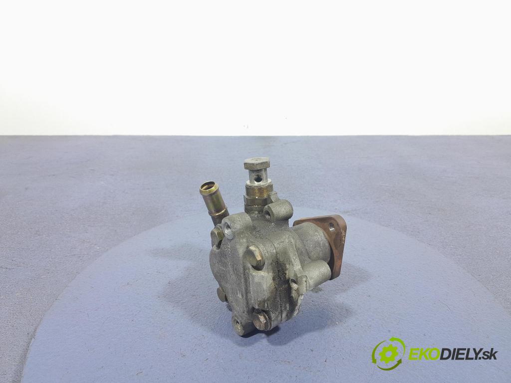 Audi A4 2000 čerpadlo Asistencia: Manažéri: 3D0145156L