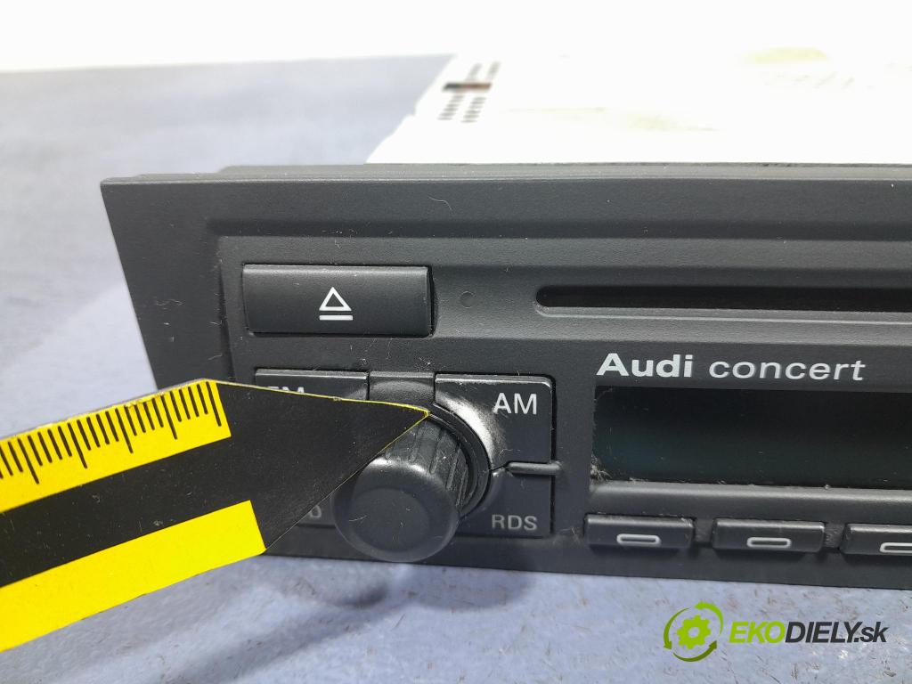 Audi A3 2005 Radio I Navigace: 8P0035186C