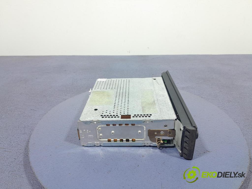 Audi A3 2005 Radio I Navigace: 8P0035186C