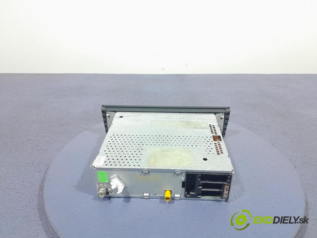 Audi A3 2005 Radio I Navigace: 8P0035186C