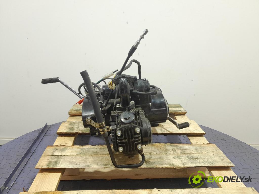 Junak 901 2020 motor Benzín YD139FMB