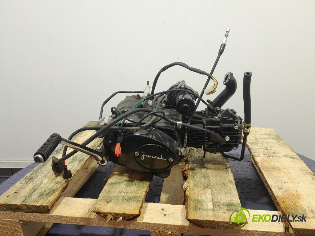 Junak 901 2020 motor Benzín YD139FMB