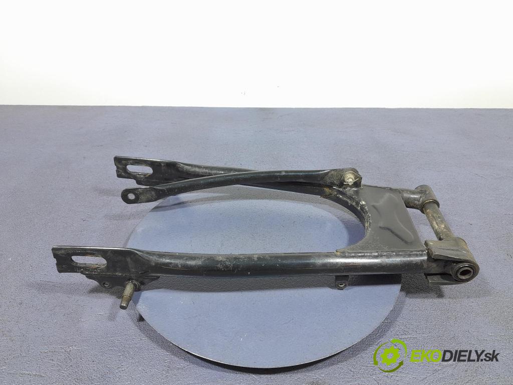 Romet K-125 2014 Zad: Levý: