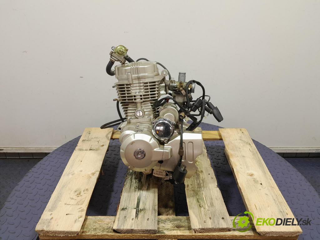 Romet K-125 2014 motor Benzín SK156FMI