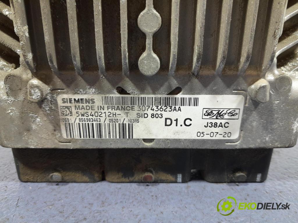 Volvo S40 2005 řídící jednotka Motor: 30743623