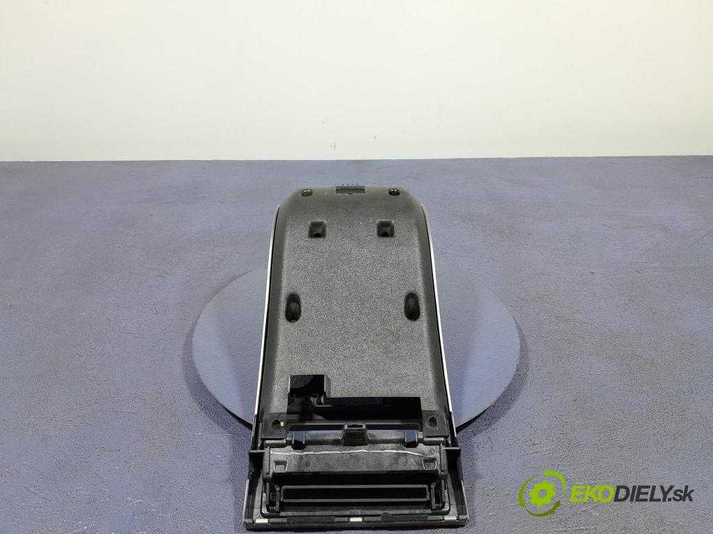 Volvo S40 2005 kryt Plast: Interiéry: 8623064
