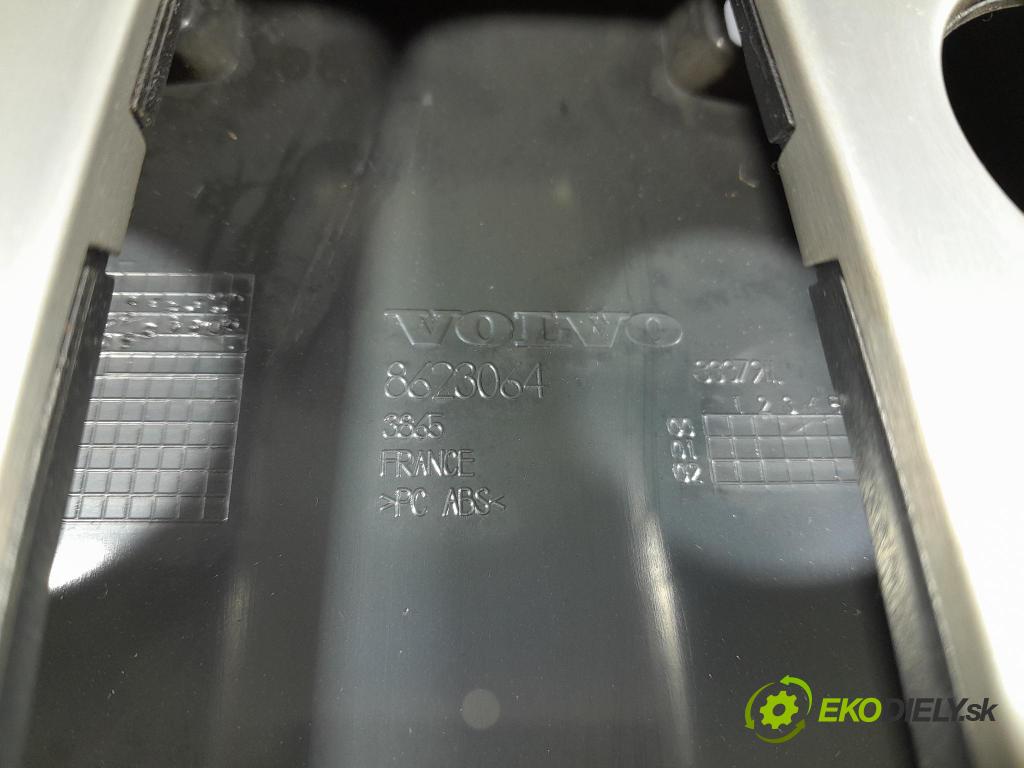 Volvo S40 2005 kryt Plast: Interiéry: 8623064