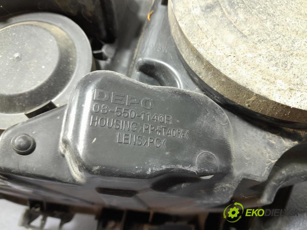 Peugeot 207 2009 světlo v pravo: 08-550-1140R