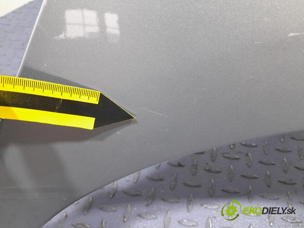 Peugeot 207 2009 blatnik před v pravo: