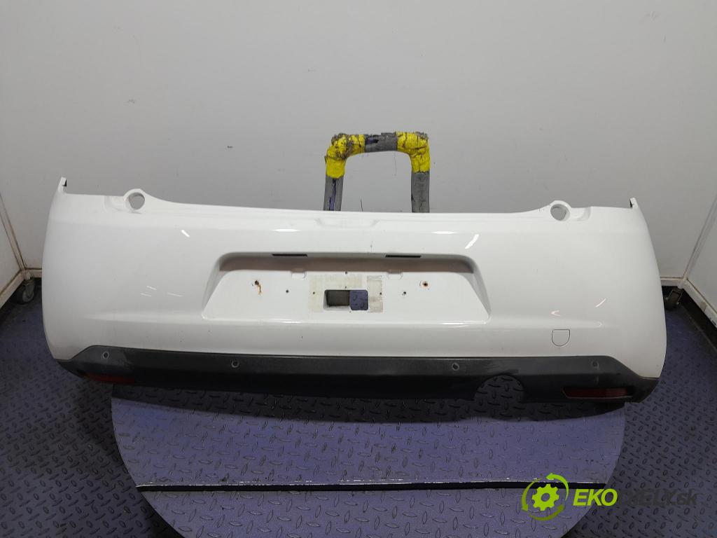 Citroen C3 2014 nárazník Zad: