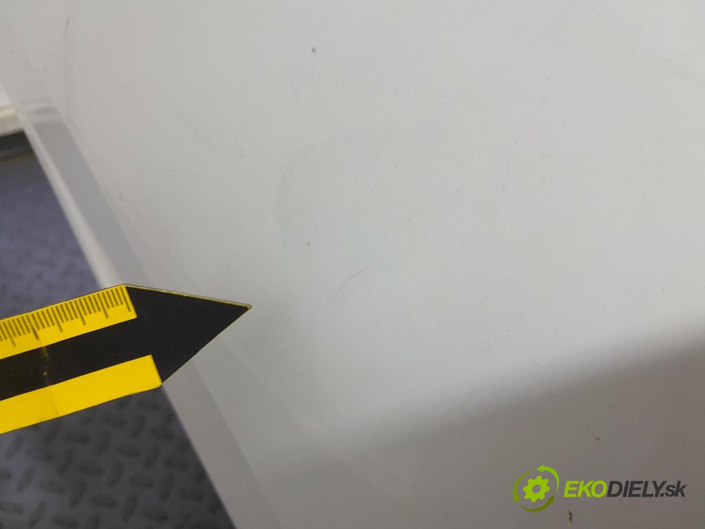 Citroen C3 2014 nárazník Zad: