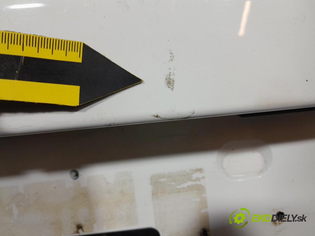Citroen C3 2014 nárazník Zad: