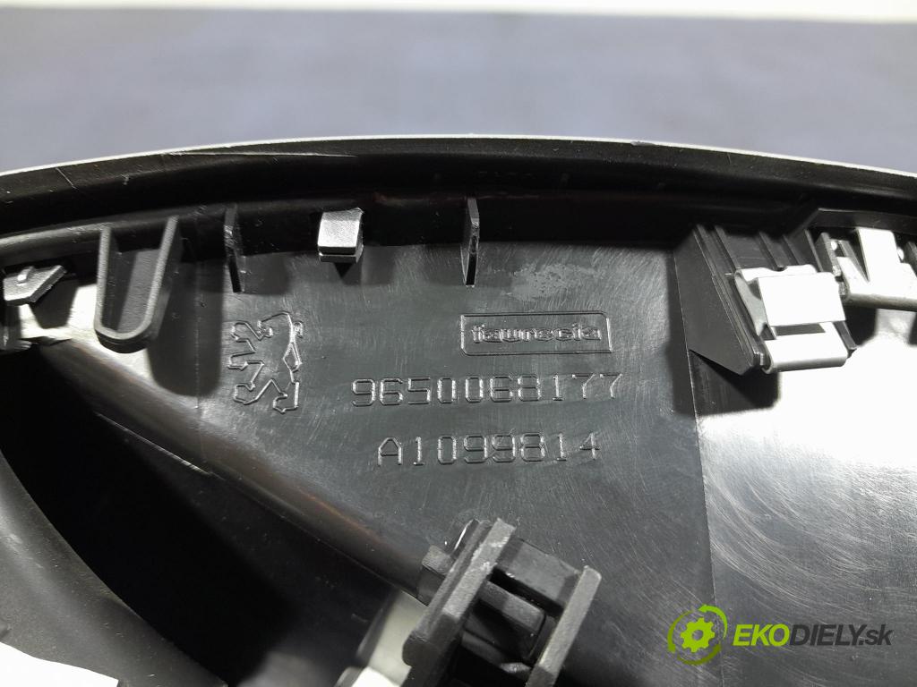 Peugeot 207 2009 Mřížky Proud vzduchu Vzduch: 9650068177