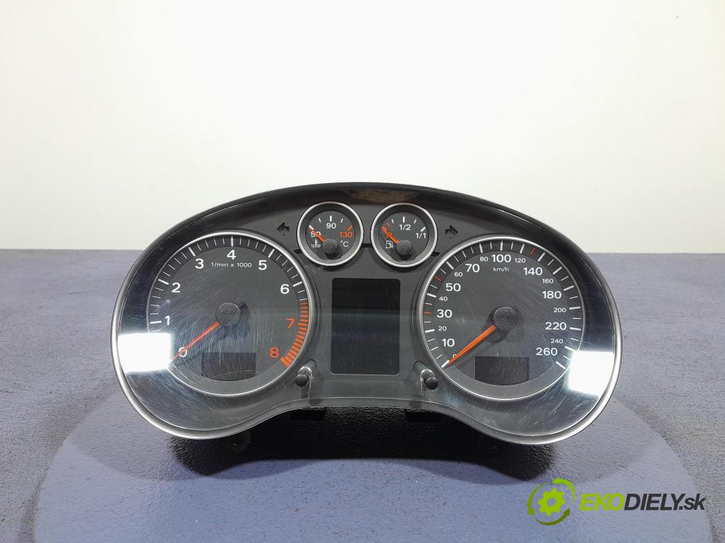 Audi A3 2005 Přístrojová deska 8P0920930S