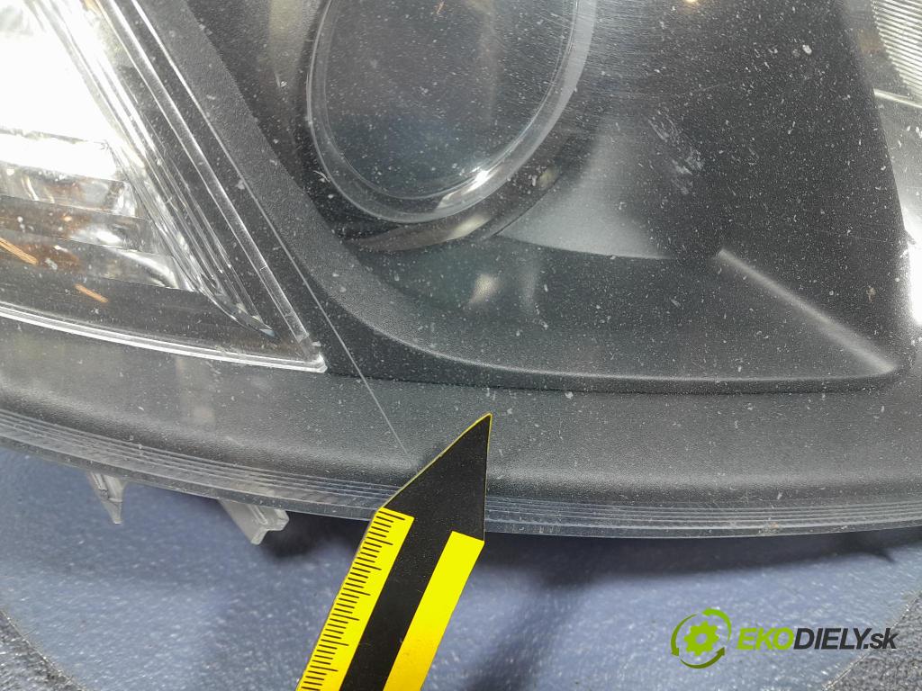 Saab 9-3 2010 Reflektor: v pravo: P12842042