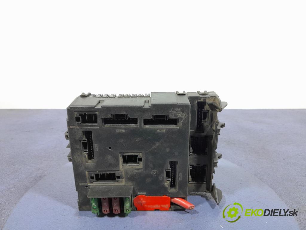 Smart Fortwo 2004 skrinka Poistky: 0011868V011