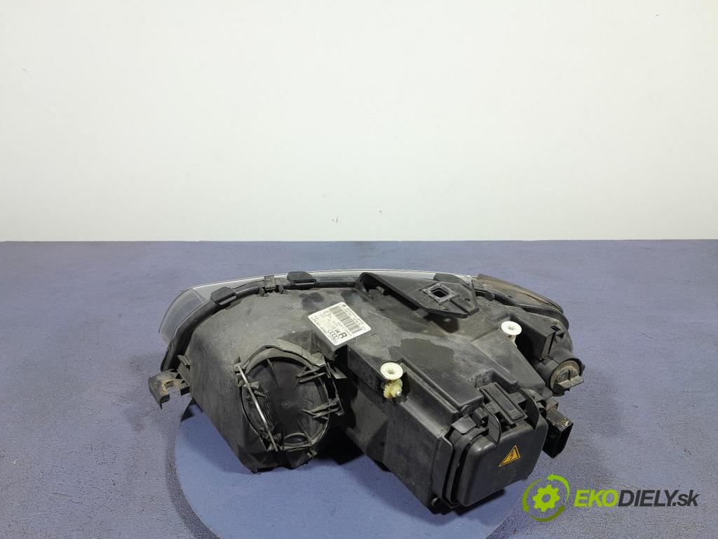 Audi A3 2005 světlo v pravo: 8P0941004M