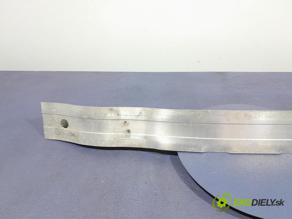 Audi A3 2005 výztuha narazník před 8P0807113B