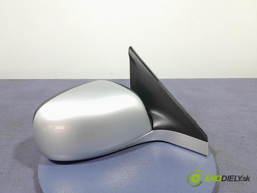 Suzuki Swift 2009 zpětné zrcátko prave