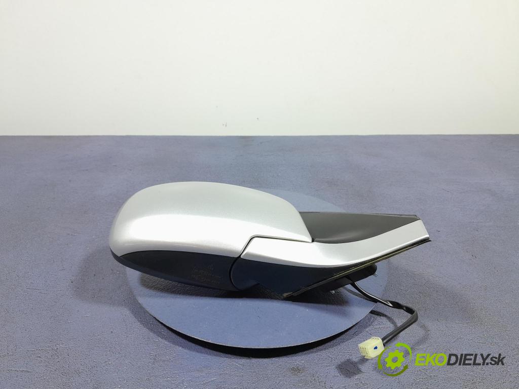 Suzuki Swift 2009 zpětné zrcátko prave