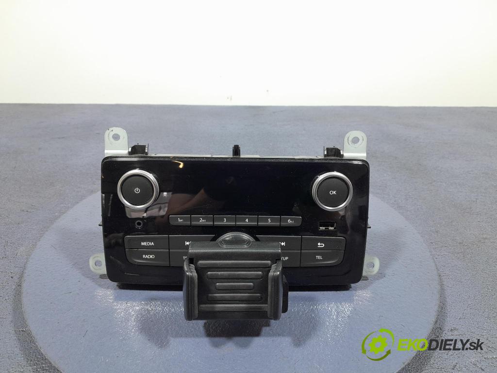Renault Clio 2018 Radio I Navigace: 281158838R