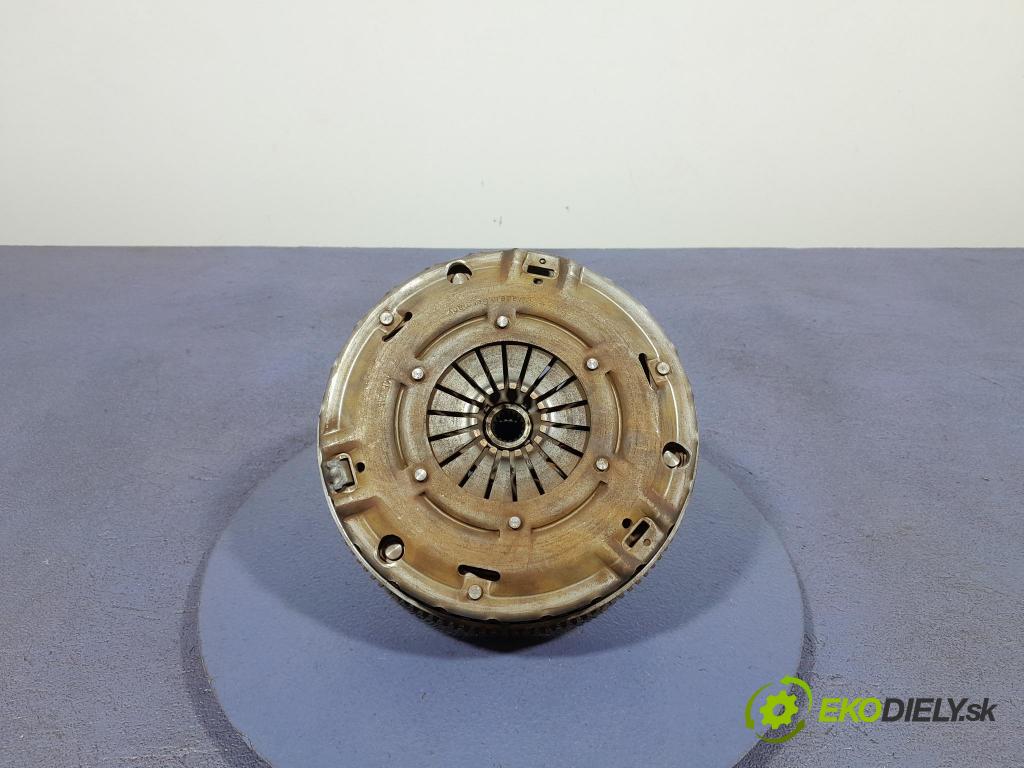 Smart Fortwo 2004 Spojka: / kolo Dvouhmotový