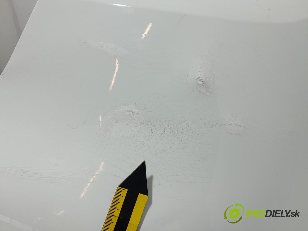 Renault Clio 2018 nárazník Zad: