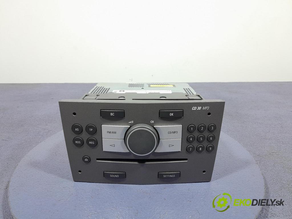Opel Astra 2006 Radio I Navigácia: 13251048