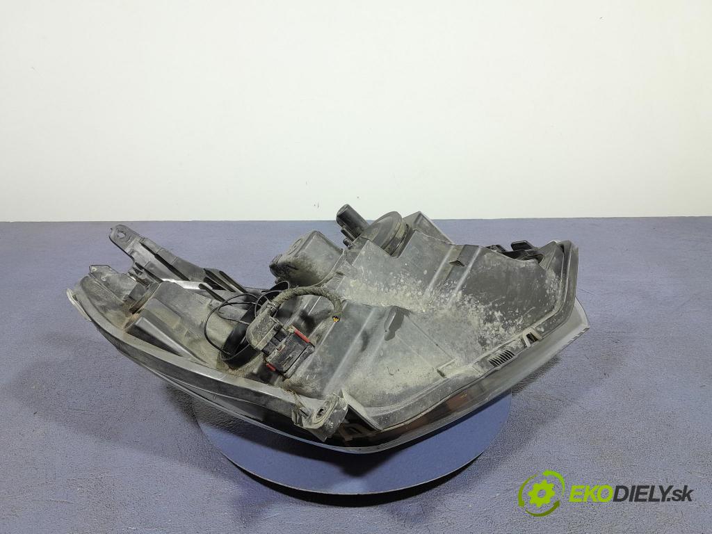 Opel Astra 2006 světlo Levý: 24451032