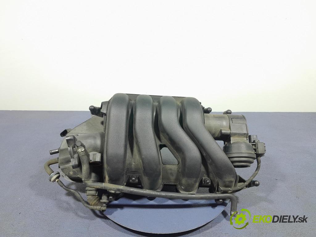 Audi A3 2005 potrubí Sání: 06F133210M