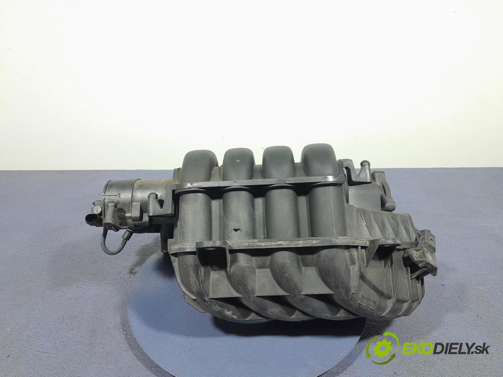 Audi A3 2005 potrubí Sání: 06F133210M