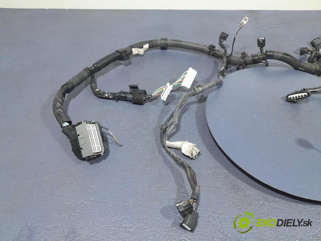 Mitsubishi Asx 0 instalace Elektrický: