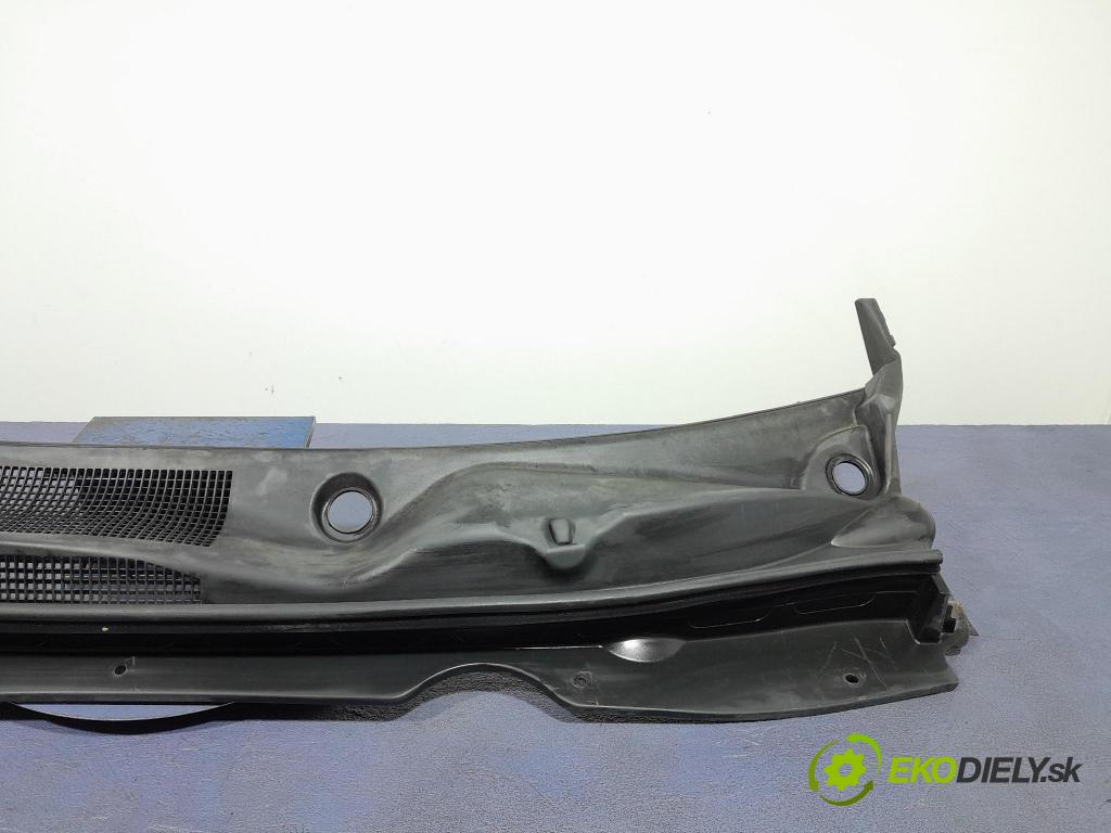 Kia Sportage 2011 torpédo 86151-3U000