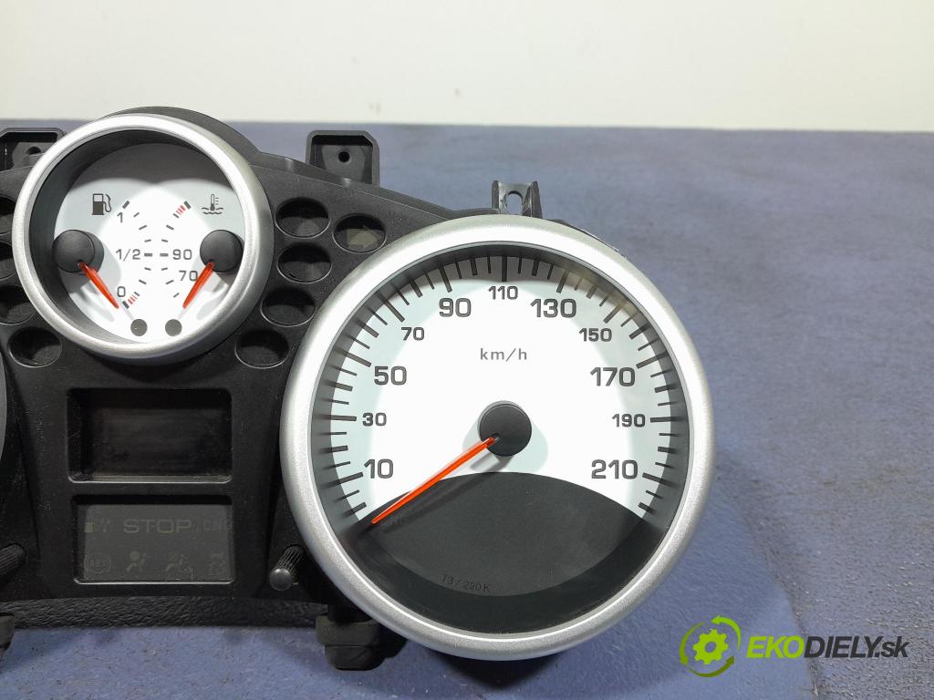 Peugeot 206 2011 Přístrojová deska 9673798980