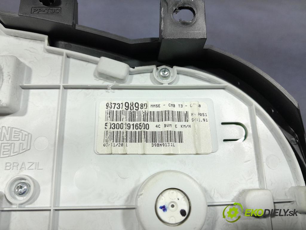 Peugeot 206 2011 Přístrojová deska 9673798980