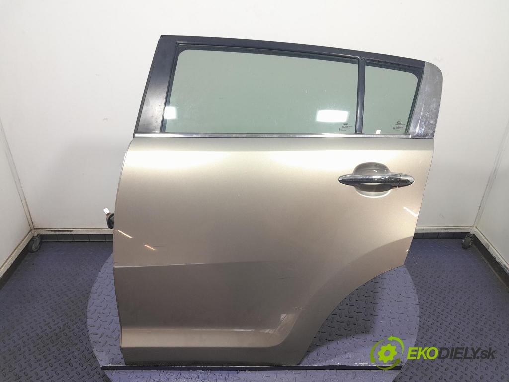 Kia Sportage 2011 dvere zad Vľavo: