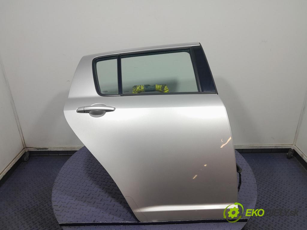 Suzuki Swift 2009 dvere zad pravé