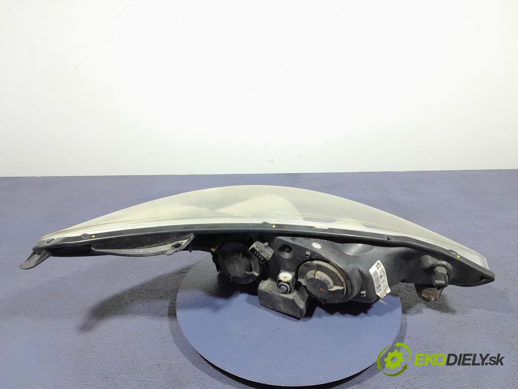 Peugeot 206 2011 Reflektor: Vľavo: 9686606780